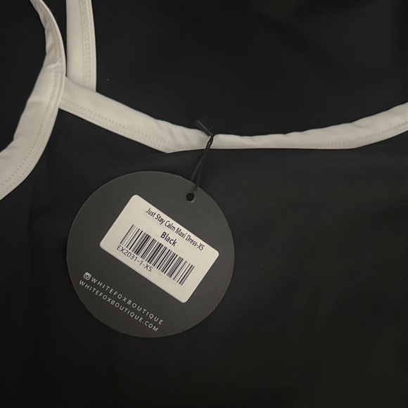 White Fox Boutique Black Maxi Dress with White Trim - Picture 4 of 4